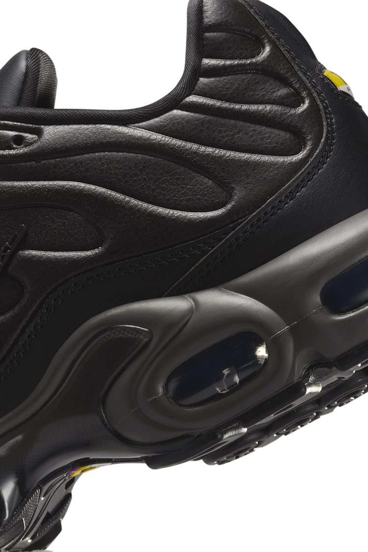 Date de sortie de la Air Max Plus Premium Black Tea and Petra Brown HJ4519 200 Nike SNKRS